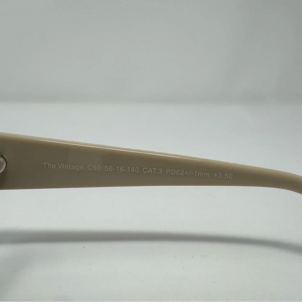 Prive Revaux The‎ Vintage 56-16-140 PDS62 +3.5 Reading Sunglasses Black/Beige